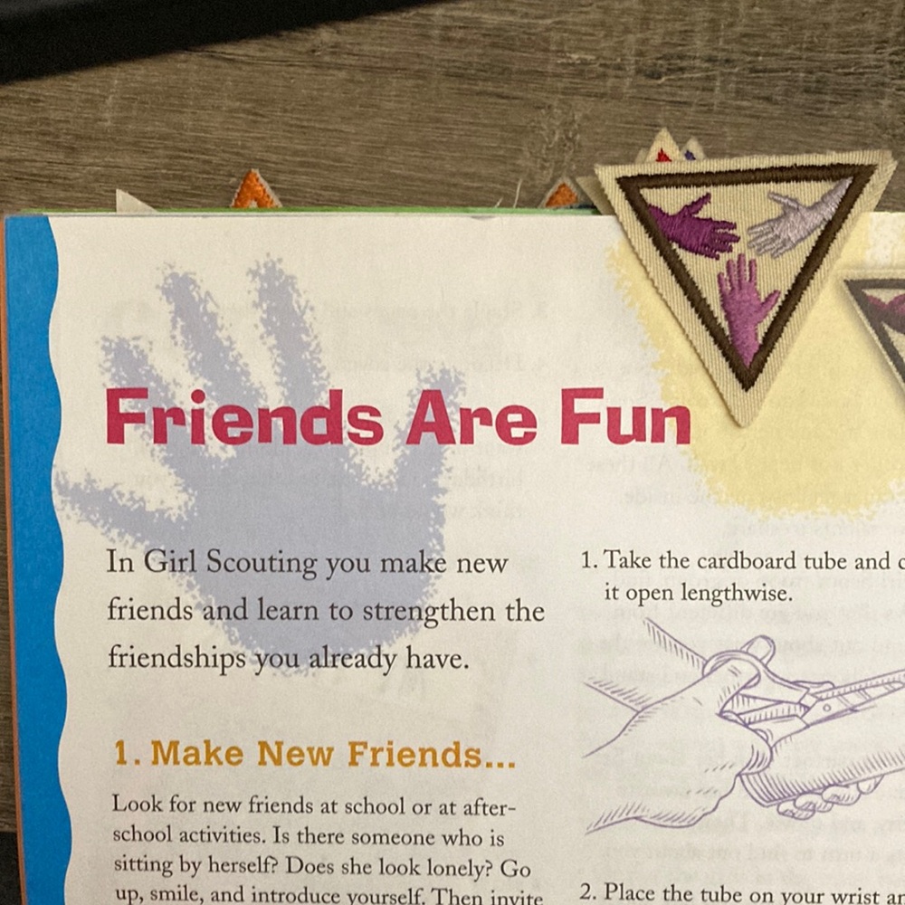 Friends Are Fun Brown Border Try-It Girl Scouts Badge Patch Retired 2000-2011